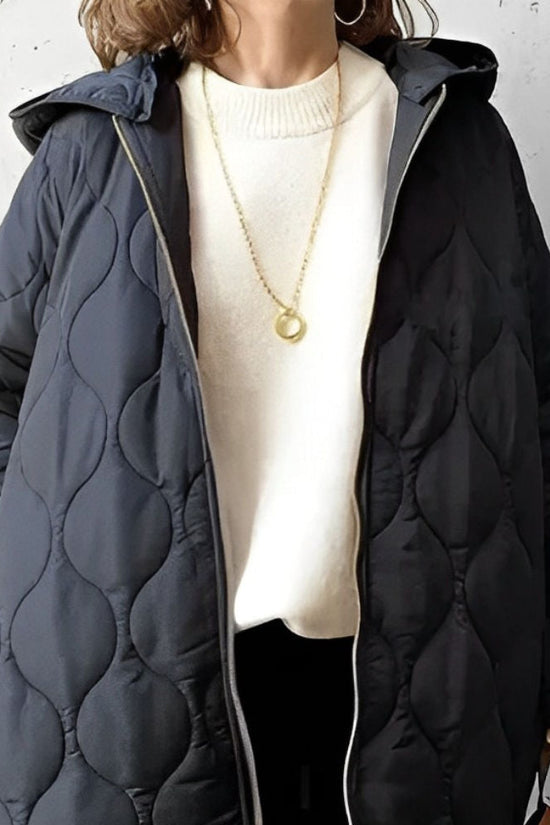 PRISCILLA™ | PARKA AVEC CAPUCHE ET DÉTAILS SOIGNÉS