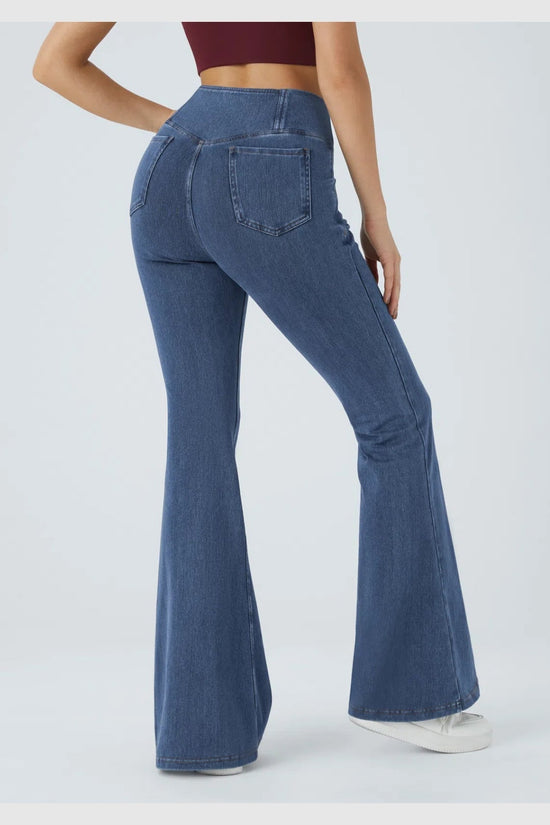 Pantalon évasé croisé taille haute en denim extensible