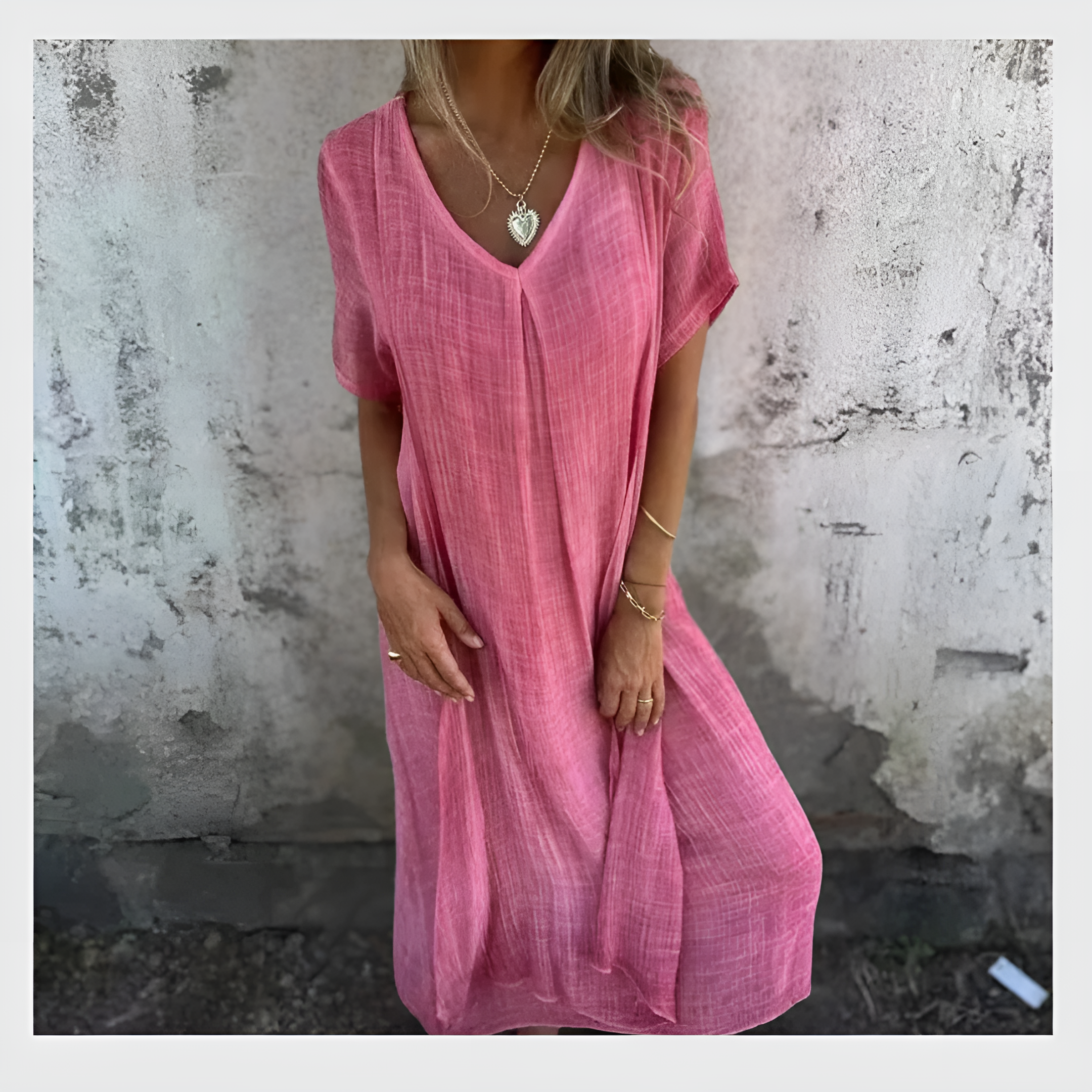 Robe Midi Élégante à Col V