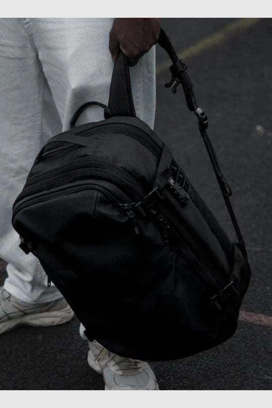 TravelMax™ – Le sac à dos compressible qui révolutionne vos voyages !