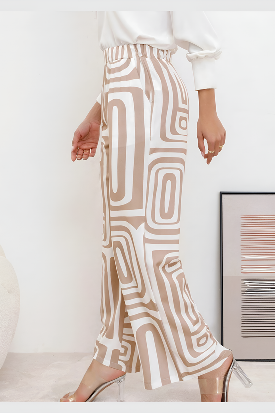 Pantalon chic - chemisier et ceinture offerts