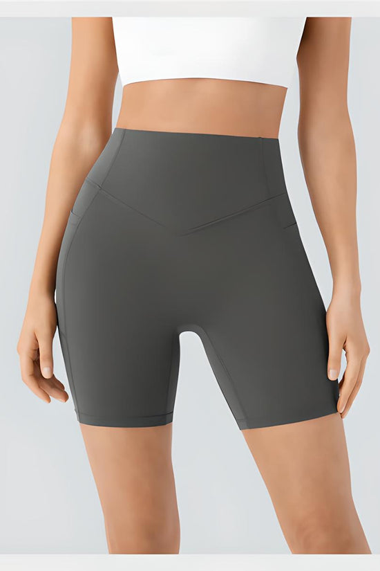 SculptShorts™ - Short d'entraînement gainant taille haute avec poches latérales