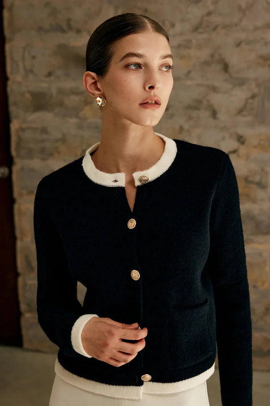 MARINE | Cardigan Tricoté Boutonné Élégant et Confortable